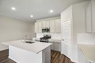 31231 Cass River Ln, Waller, TX 77484 - Photo 6