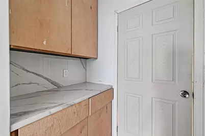 8102 Ashley Circle Drive N, Houston, TX 77071 - Photo 12