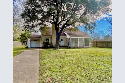 102 N Gordon Drive, Crockett, TX 75835 - Photo 1