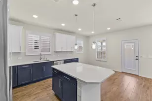 4033 Starbright St, Houston, TX 77018 - Photo 14