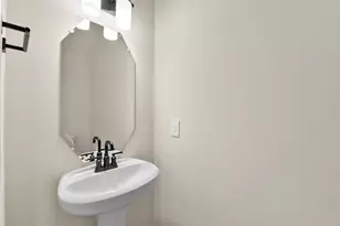 4033 Starbright St, Houston, TX 77018 - Photo 16