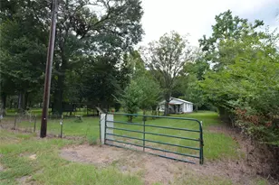 1120 Cherry Creek Dr, Shepherd, TX 77371 - Photo 16