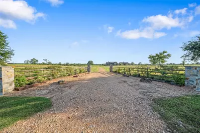 30163 High Spirit Ranch Road, Hempstead, TX 77445 - Photo 2