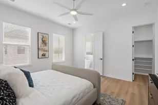 4764 Martin Hill St, Houston, TX 77018 - Photo 34