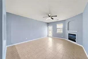 10010 Deer Track Ct, Houston, TX 77064 - Photo 6