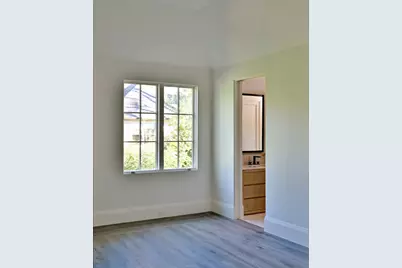 11710 Wendover Lane, Houston, TX 77024 - Photo 40