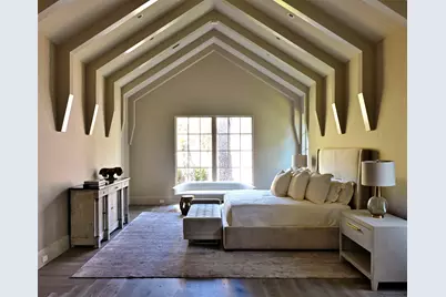 11710 Wendover Lane, Houston, TX 77024 - Photo 24