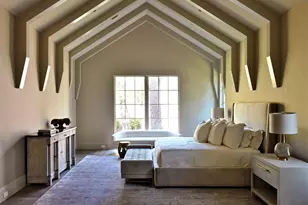 11710 Wendover Ln, Houston, TX 77024 - Photo 24