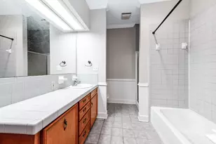 2245 N Austin Ave, Pearland, TX 77581 - Photo 24