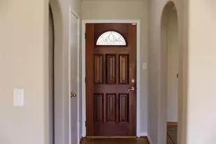 217 Carnation St, Lake Jackson, TX 77566 - Photo 4