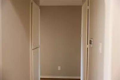 217 Carnation Street, Lake Jackson, TX 77566 - Photo 14