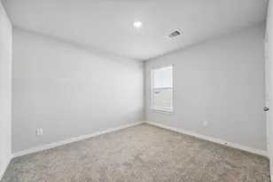 12524 Abbey House Ct, Houston, TX 77047 - Photo 8