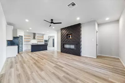 12524 Abbey House Court, Houston, TX 77047 - Photo 2