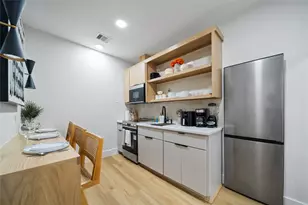 4704 Park Dr, Houston, TX 77023 - Photo 12