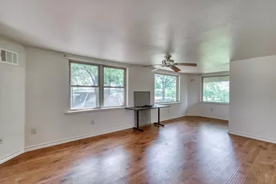 4 W Manning Street, Madisonville, TX 77864 - Photo 22