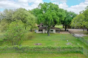 4 W Manning St, Madisonville, TX 77864 - Photo 30