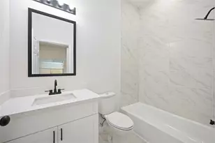 309 Massachusetts St, Houston, TX 77029 - Photo 14