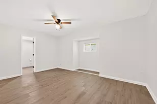 8306 Wayward Rd, Houston, TX 77064 - Photo 40