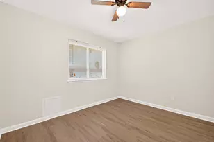 8306 Wayward Rd, Houston, TX 77064 - Photo 26