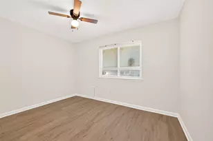 8306 Wayward Rd, Houston, TX 77064 - Photo 24