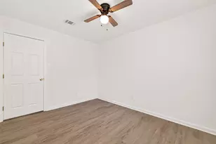 8306 Wayward Rd, Houston, TX 77064 - Photo 30