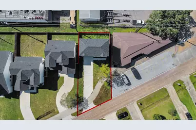 216 San Jacinto Street, La Porte, TX 77571 - Photo 1