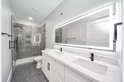 216 San Jacinto Street, La Porte, TX 77571 - Photo 32