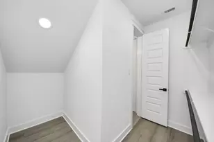 216 San Jacinto St, La Porte, TX 77571 - Photo 12