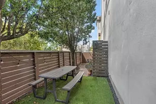 3421 Gillespie St, Houston, TX 77020 - Photo 6