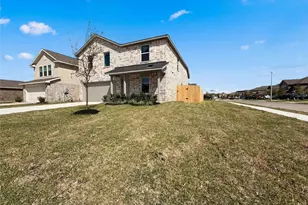 200 Bennett St, Angleton, TX 77515 - Photo 10