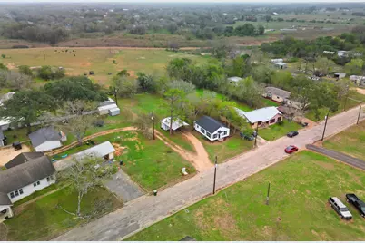 107 Mulberry Street, Hallettsville, TX 77964 - Photo 28