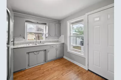 107 Mulberry Street, Hallettsville, TX 77964 - Photo 10