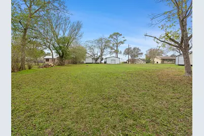 107 Mulberry Street, Hallettsville, TX 77964 - Photo 26