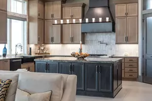 3835 Seabreeze Ln, Galveston, TX 77554 - Photo 36