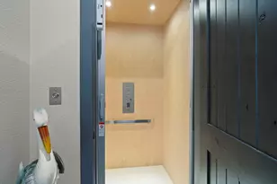 3835 Seabreeze Ln, Galveston, TX 77554 - Photo 14