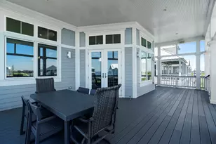 3835 Seabreeze Ln, Galveston, TX 77554 - Photo 48