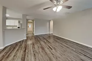 5706 Straight Way, Houston, TX 77339 - Photo 2