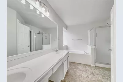 10623 Redwood Drive, Baytown, TX 77523 - Photo 16