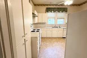 405 S 10th St, Crockett, TX 75835 - Photo 12
