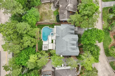 18 Woodmere Place, The Woodlands, TX 77381 - Photo 40