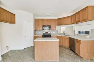 7 Heron Hollow Ct, The Woodlands, TX 77382 - Photo 14