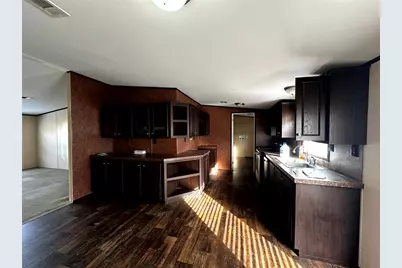 190 E Austin Avenue, Onalaska, TX 77360 - Photo 6