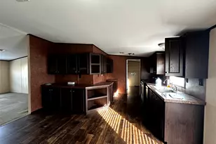 190 E Austin Ave, Onalaska, TX 77360 - Photo 6