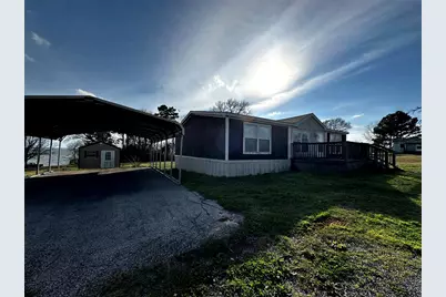 190 E Austin Avenue, Onalaska, TX 77360 - Photo 1