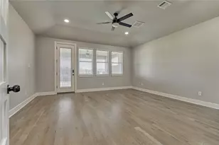 18851 Serene Water Dr, Montgomery, TX 77356 - Photo 34