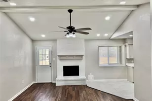 2906 Spring Creek Ln, Pearland, TX 77581 - Photo 4