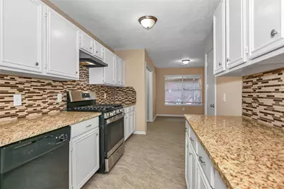 8235 Alabaster Drive, Houston, TX 77083 - Photo 16
