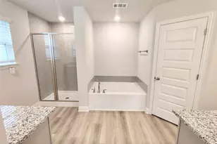 4310 Karam Lndg, Dickinson, TX 77539 - Photo 6