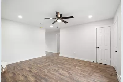 6415 Annunciation Street, Houston, TX 77016 - Photo 10