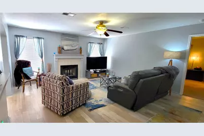 3015 Wood Hollow Drive, League City, TX 77573 - Photo 2